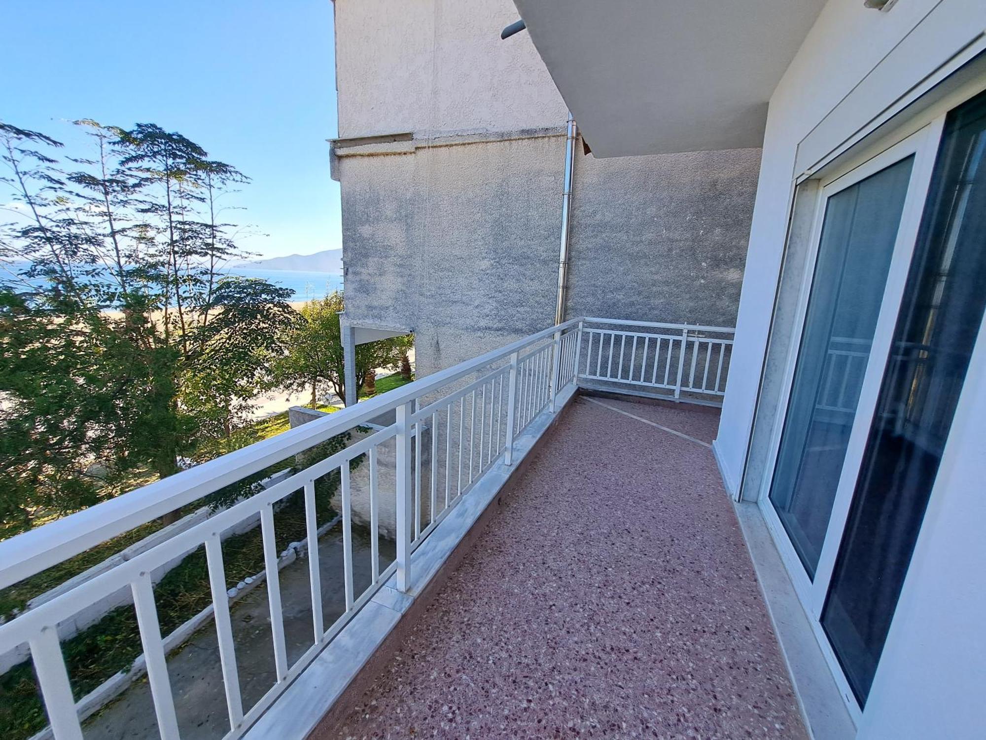 Blue Horizon Apartment Nea Vrasna Exterior photo